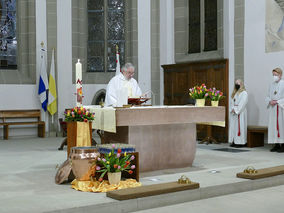Lumen Christi - Auferstehungsmesse in St. Crescentius (Foto: Karl-Franz Thiede)